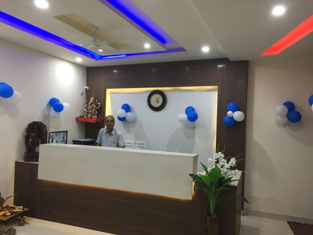 Morena Oyo 60976 Hotel Shree Ji מראה חיצוני תמונה