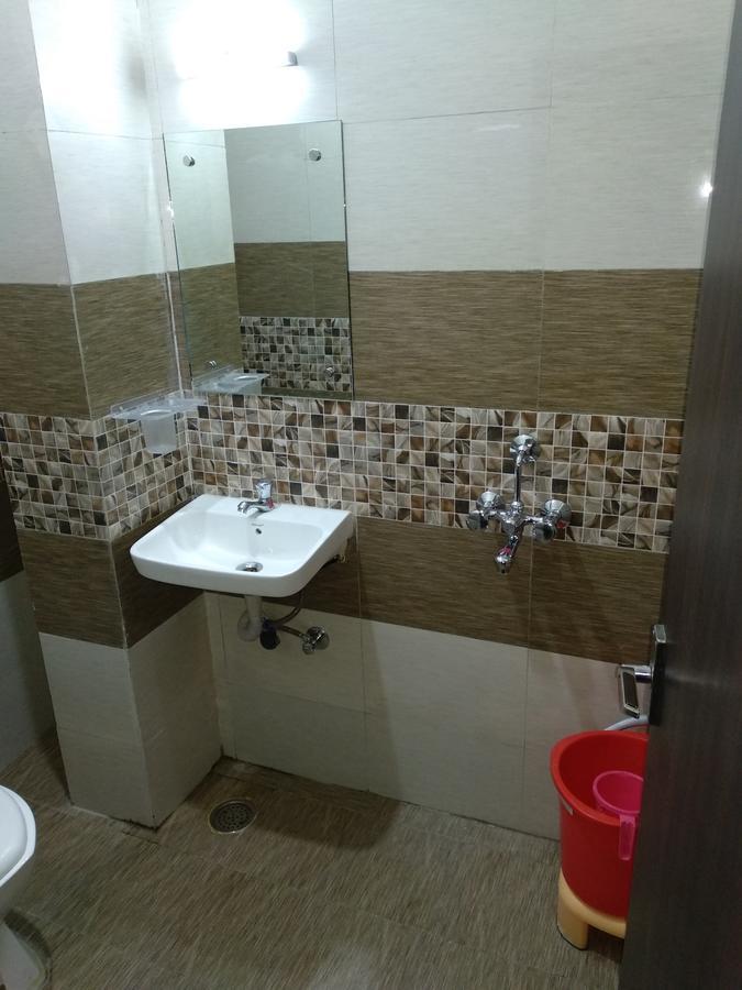 Morena Oyo 60976 Hotel Shree Ji מראה חיצוני תמונה